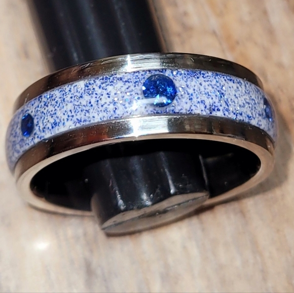 One of a kind custom glow ring - Picture 8 of 8